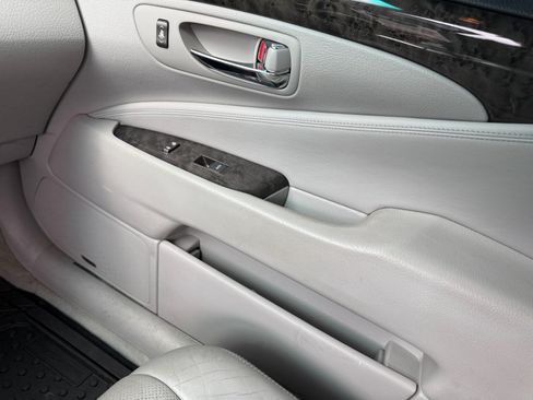 Used 2010 Lexus LS 460 AWD image 16