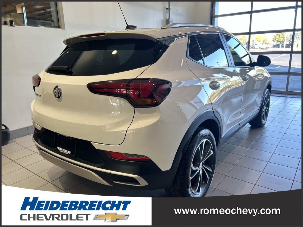 Used 2023 Buick Encore GX Select FWD image 4