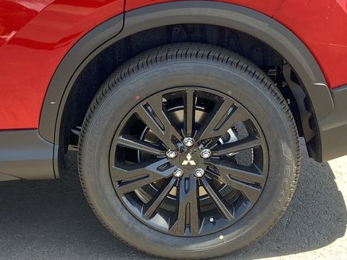 New 2026 Mitsubishi Eclipse Cross LE AWD/4WD image 28