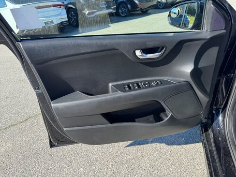 Used 2020 Kia Rio LX image 11