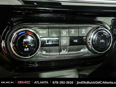 Used 2024 Chevrolet Trax RS w/ Driver Confidence Package FWD image 15