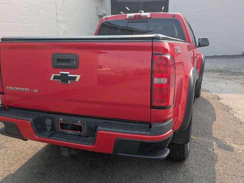 Used 2017 Chevrolet Colorado Z71 AWD/4WD image 19