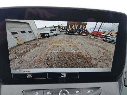 Used 2025 Chevrolet Blazer LT AWD/4WD image 21