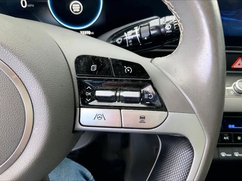 Used 2023 Hyundai Elantra SEL w/ Convenience Package image 22