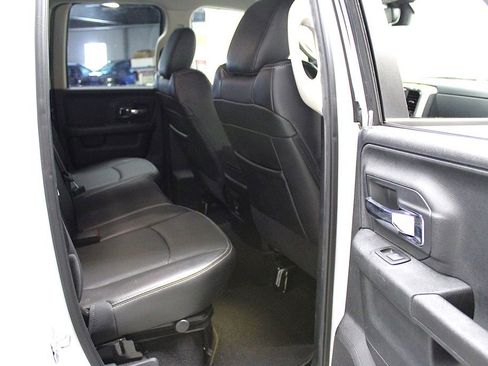 Used 2014 RAM 1500 Laramie w/ Convenience Group AWD/4WD image 32