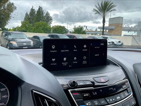 Used 2024 Acura RDX SH-AWD w/ Technology Package image 23