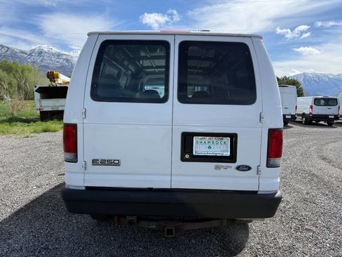 Used 2008 Ford E-250 and Econoline 250 RWD image 4