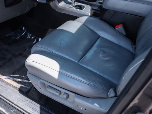 Used 2015 Toyota Sequoia Limited AWD/4WD image 58