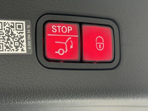 New 2026 Mercedes-Benz GLC 300 image 21