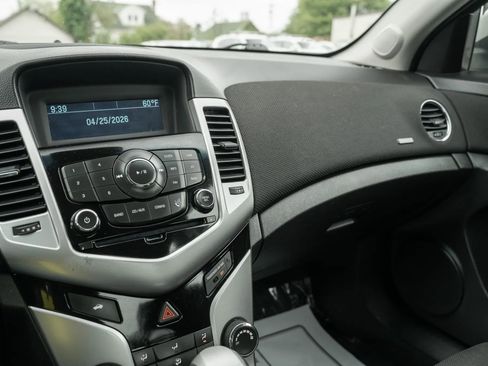 Used 2015 Chevrolet Cruze LT w/ RS Package FWD image 17