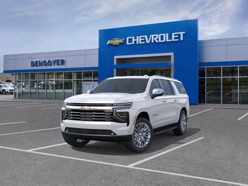 New 2025 Chevrolet Suburban Premier w/ Sun And Tow Package AWD/4WD image 8