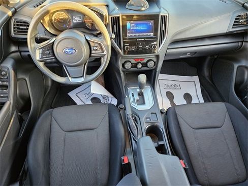 Used 2019 Subaru Crosstrek 2.0i image 7