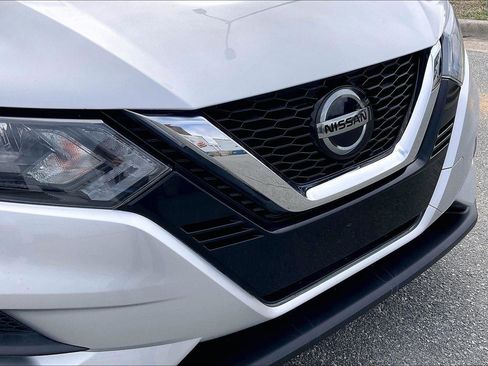 Used 2020 Nissan Rogue Sport S AWD/4WD image 28