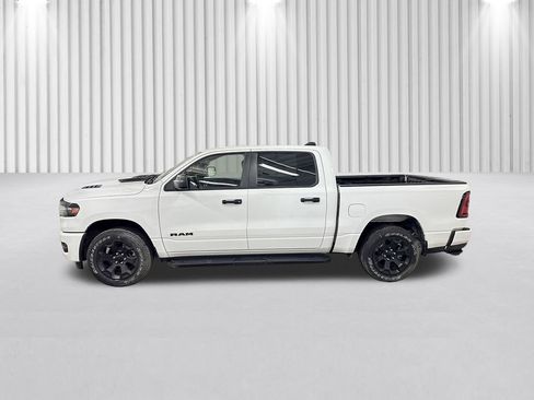 New 2026 RAM 1500 Express AWD/4WD image 8