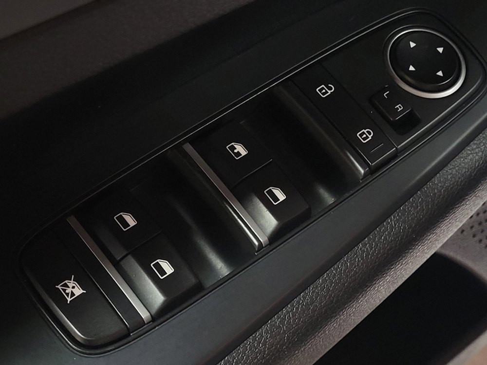 Used 2019 Kia Forte LXS FWD image 27