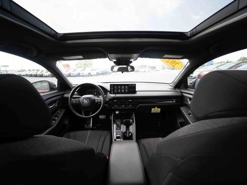 Certified 2025 Honda Accord Sport image 19