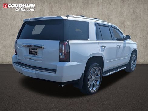 Used 2017 GMC Yukon Denali AWD/4WD image 7