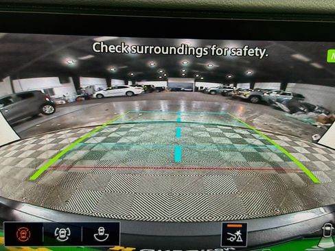 Used 2026 Nissan Murano SL AWD/4WD image 17