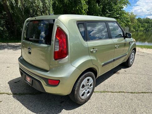 Used 2012 Kia Soul FWD image 6