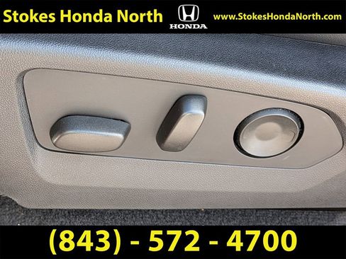 Used 2024 Chevrolet Colorado ZR2 w/ ZR2 Convenience Package III AWD/4WD image 21