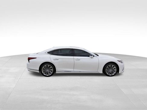 Used 2022 Lexus LS 500 RWD image 5