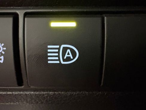 Certified 2023 Toyota Corolla Cross L AWD/4WD image 14