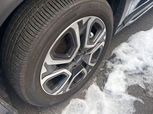 Used 2025 Subaru Ascent Touring image 5