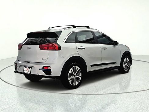 Used 2020 Kia Niro EX Premium FWD image 7