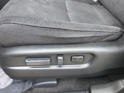 Used 2022 Honda Pilot Sport image 21