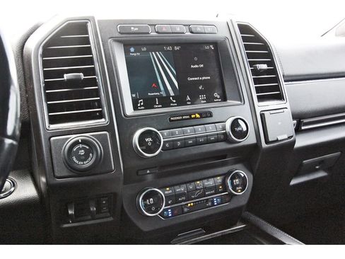Used 2018 Ford Expedition Limited w/ Equipment Group 302A RWD image 27