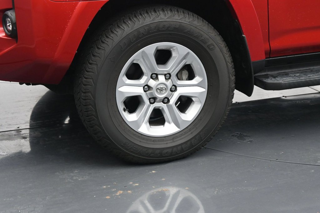 Used 2022 Toyota 4Runner SR5 Premium AWD/4WD image 12