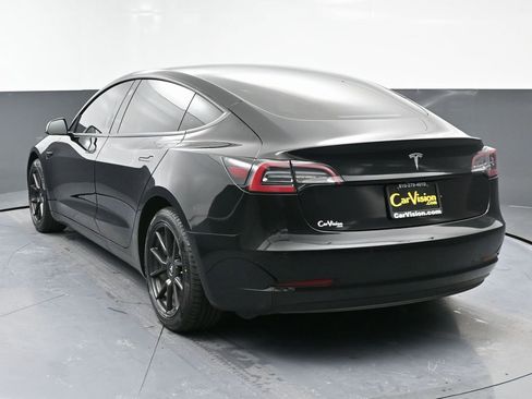 Used 2021 Tesla Model 3 Standard Range Plus image 6