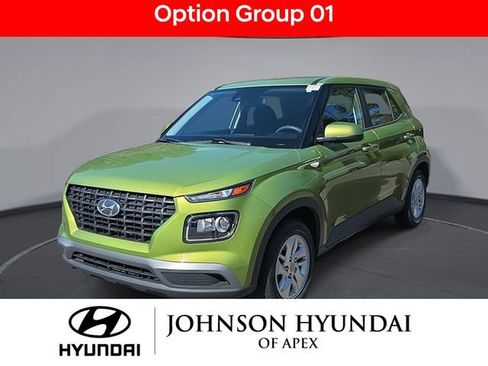 Used 2021 Hyundai Venue SE image 1