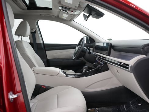 Used 2026 Hyundai Tucson SEL AWD/4WD image 14