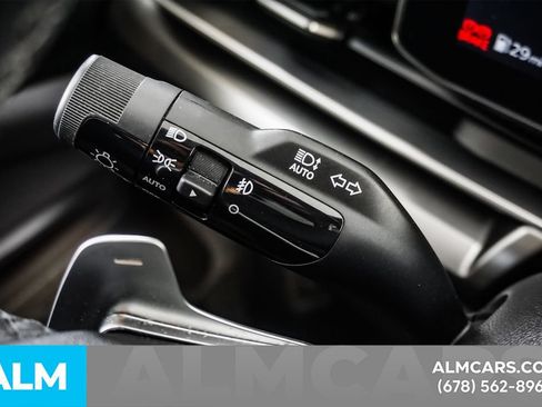 Used 2025 Kia Carnival SX Prestige FWD image 33
