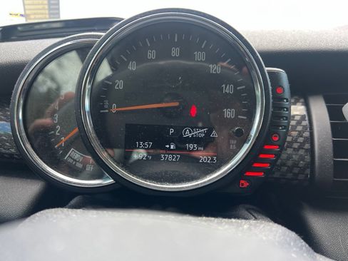 Used 2015 MINI Cooper S FWD image 7