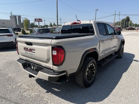 Used 2026 GMC Canyon AT4 w/ Technology Plus Package AWD/4WD image 5
