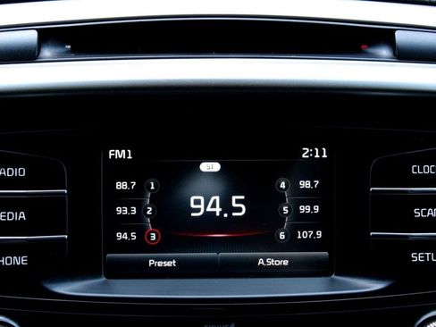 Used 2018 Kia Sorento FWD V6 image 20