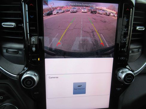 Used 2025 RAM 1500 Big Horn image 28