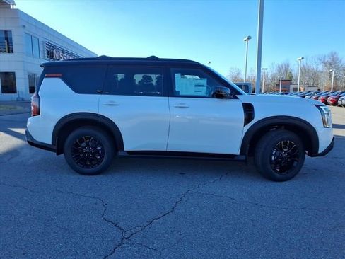 New 2026 Nissan Armada PRO-4X w/ Captain's Chari Seat Package AWD/4WD image 2