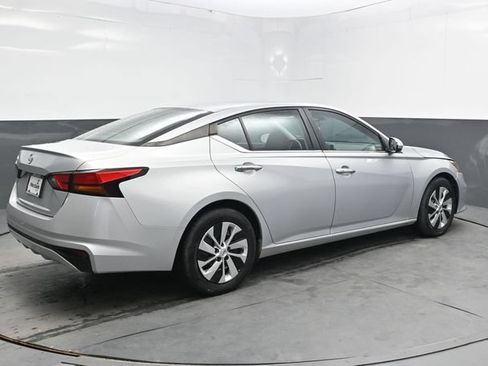 Used 2021 Nissan Altima 2.5 S FWD image 8