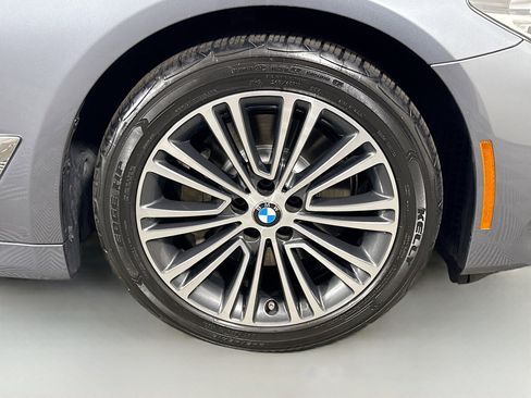 Used 2019 BMW 530i image 32