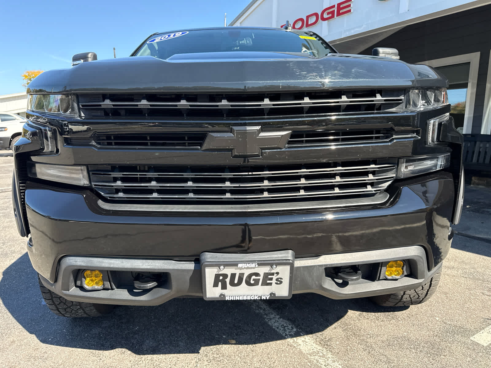 Used 2019 Chevrolet Silverado 1500 RST AWD/4WD image 9