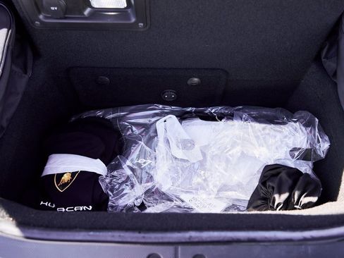 Used 2024 Lamborghini Huracan Sterrato image 13