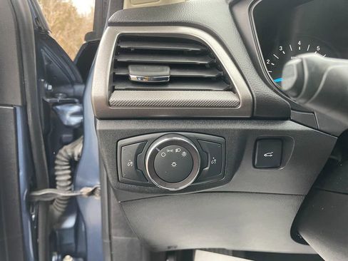 Used 2019 Ford Fusion S image 14