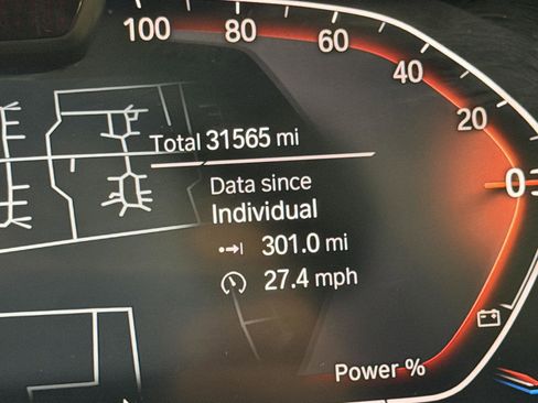 Used 2022 BMW X5 xDrive40i w/ Executive Package image 22