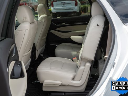 Used 2022 Buick Enclave Premium w/ Experience Buick Package image 20