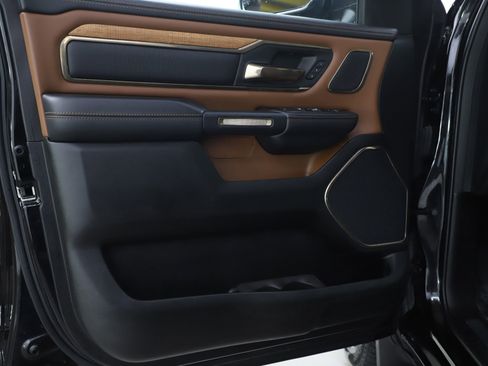 Used 2023 RAM 1500 Limited image 18