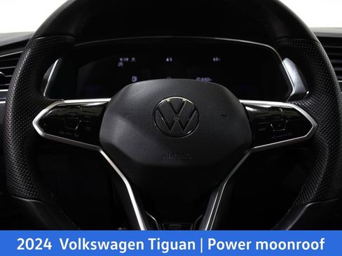 Used 2024 Volkswagen Tiguan SE R-Line w/ MDO Package, Two-Row image 10