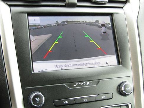 Used 2020 Ford Fusion SEL image 20